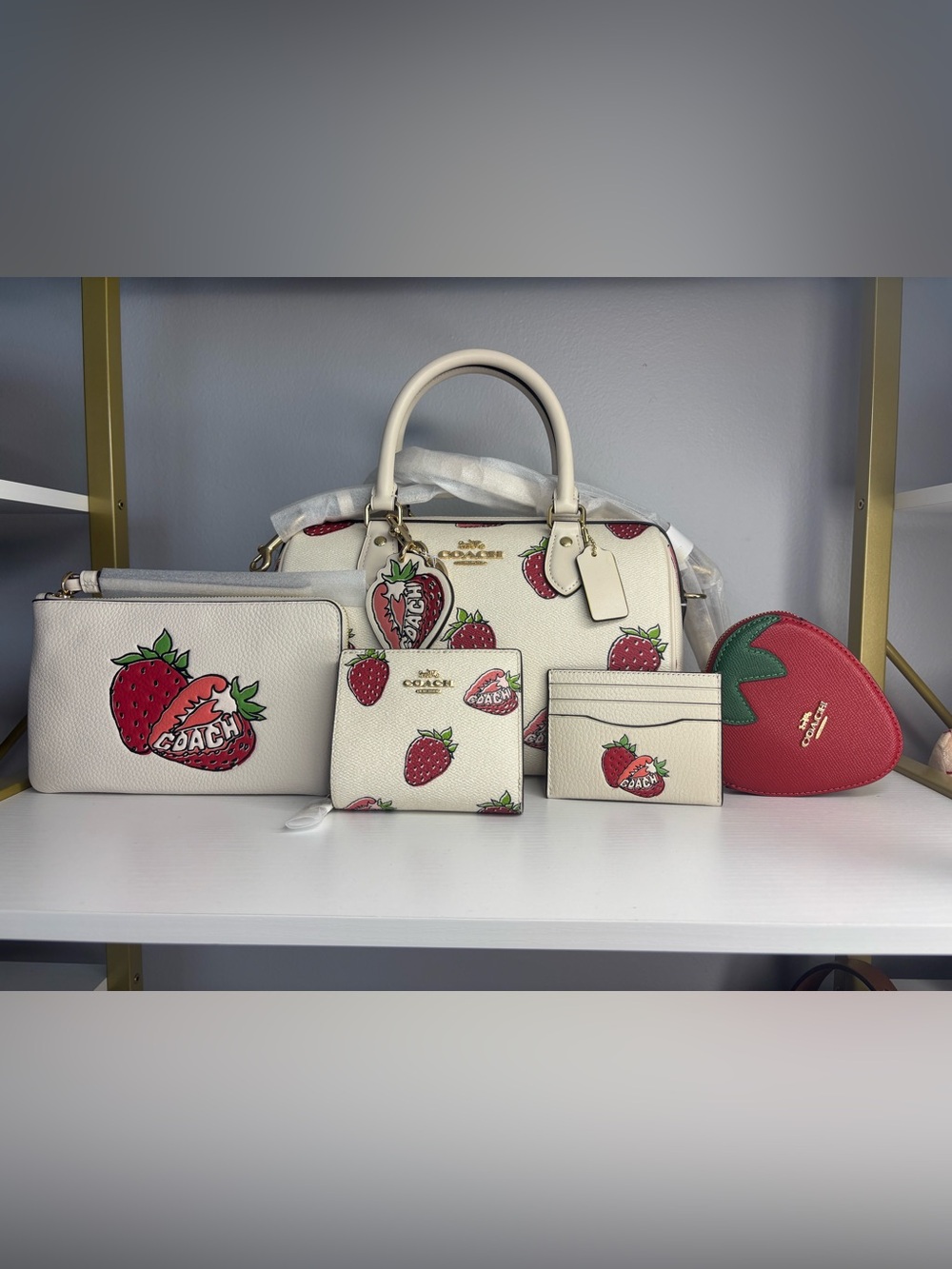 Strawberry 🍓picking event with the bag babes 🍓🍓 - Picture 2 of 2